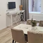 Apartment In & La51 Loft - Free Parking *