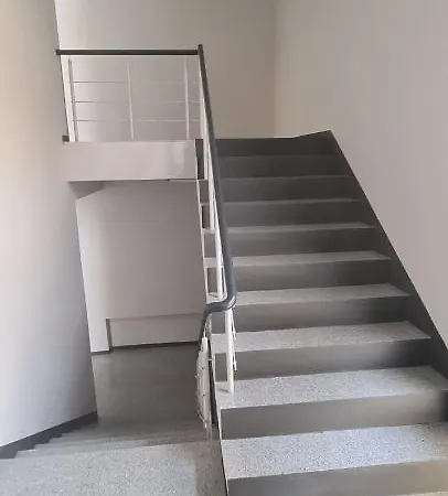 In & La51 Loft - Free Parking Apartment *