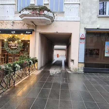 Apartment In & La51 - Free Parking